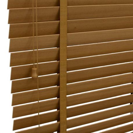 Veneciana de madera a medida para ventanas