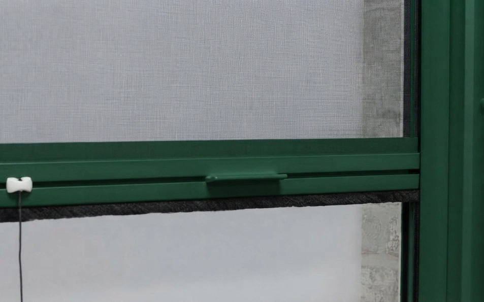 Mosquiteras Enrollables a Medida con Cajón de 34 mm en Verde