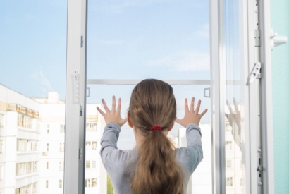 Tipos de mosquiteras fijas a medida para ventanas